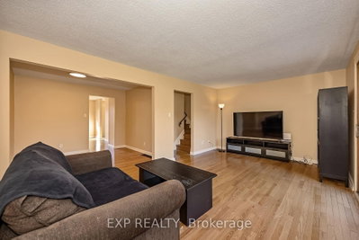 Unit 111 — 860 Cahill Drive W — photo 5