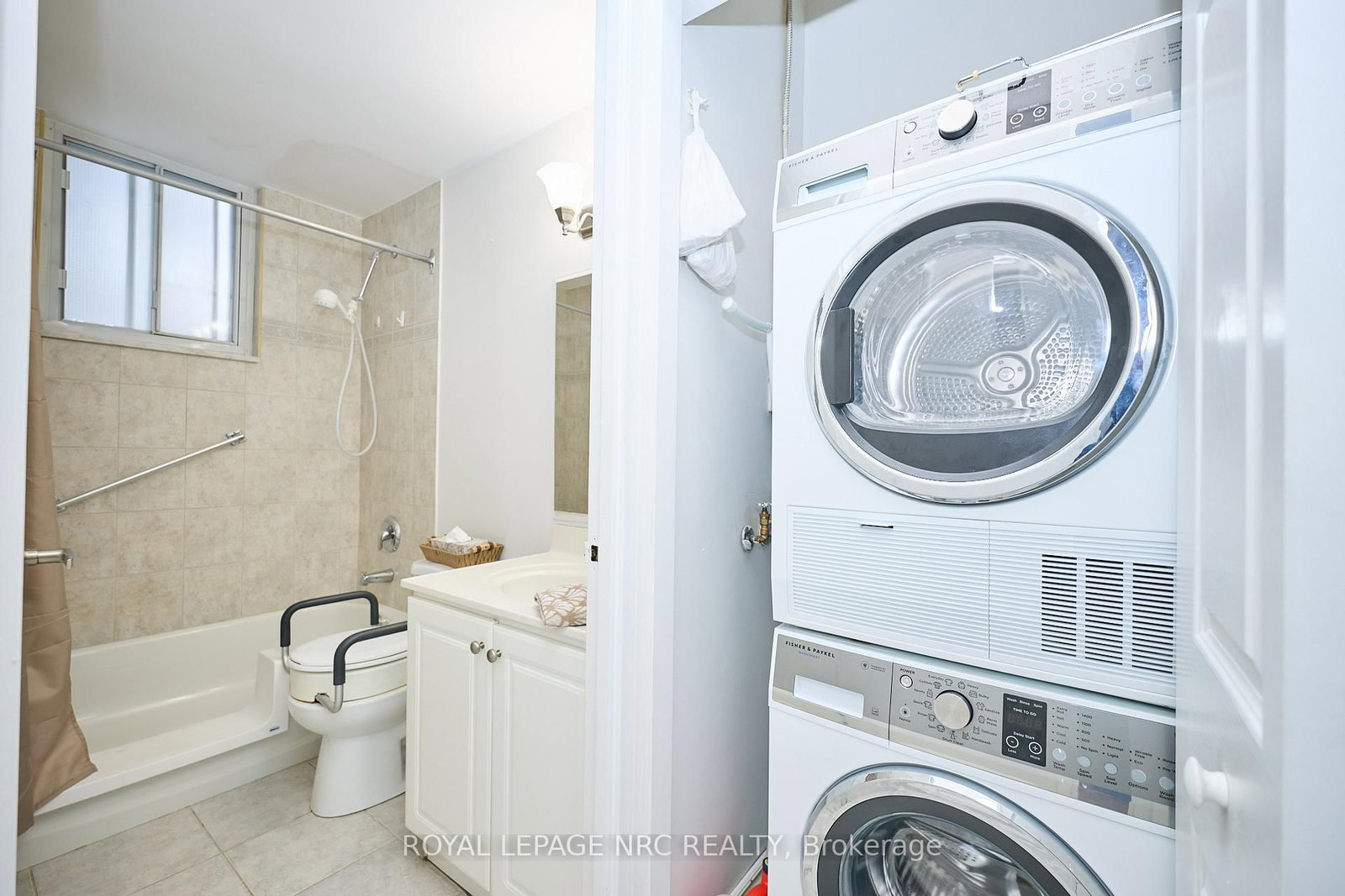 6390 Huggins Street, Unit 101 - Photo 15