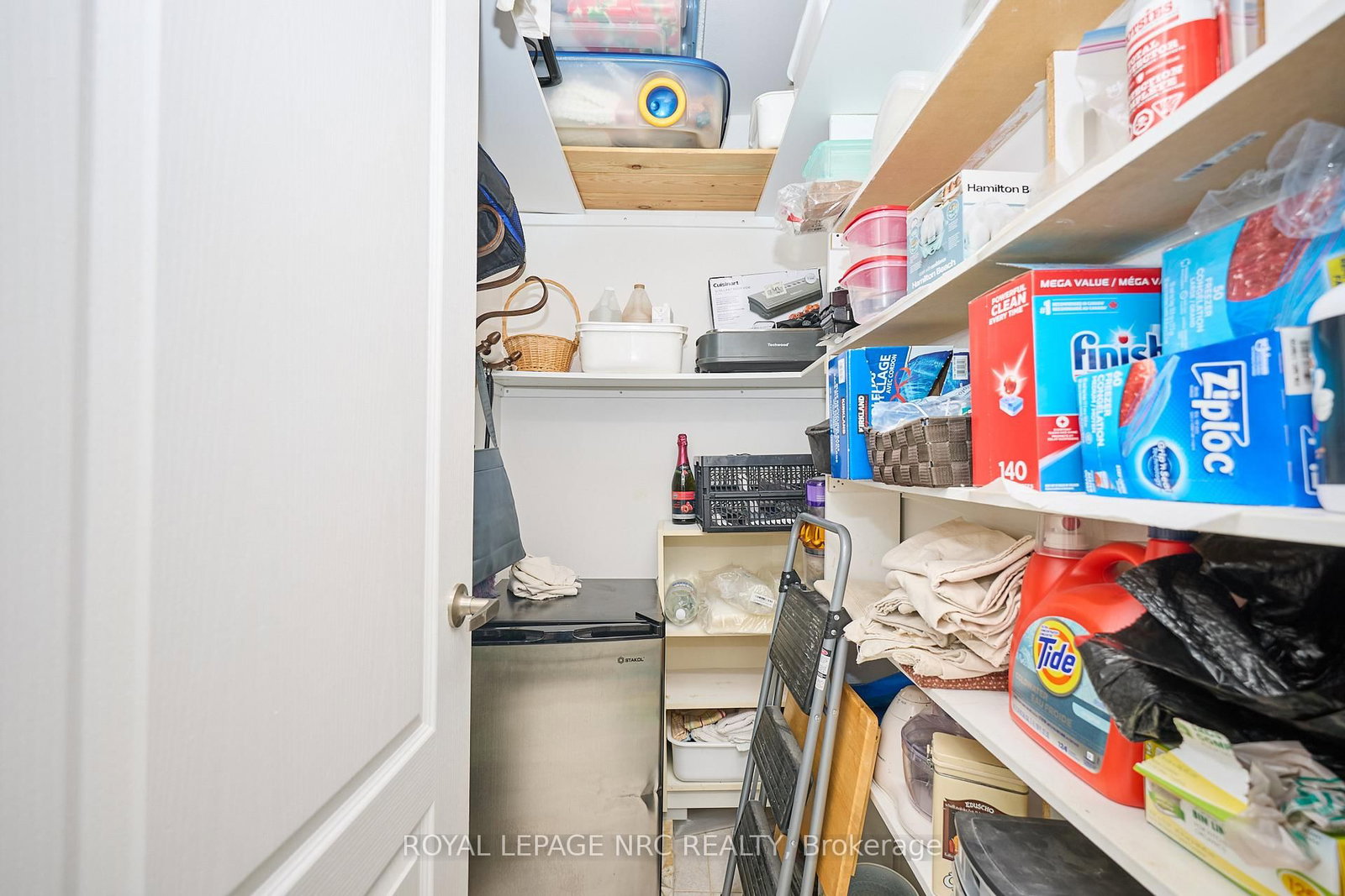 6390 Huggins Street, Unit 101 - Photo 16