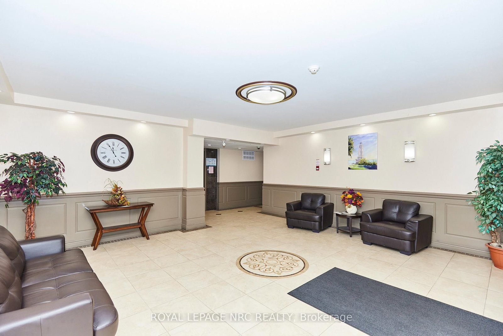 6390 Huggins Street, Unit 101 - Photo 21