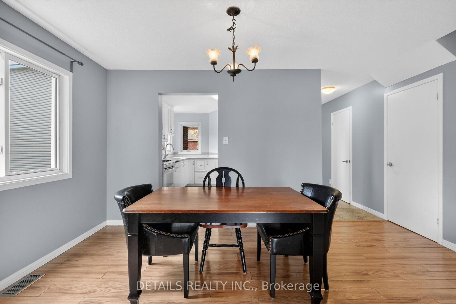 23 Clifford Private • #43 • Ottawa, ON photo 16