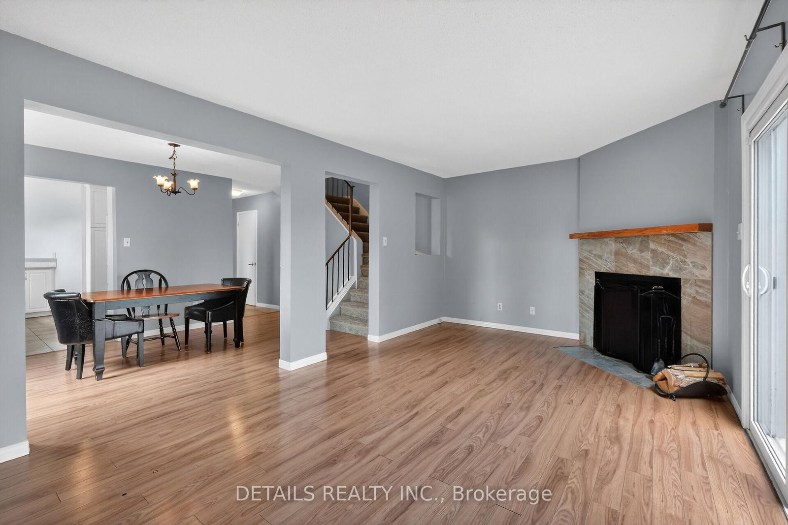 23 Clifford Private • #43 • Ottawa, ON photo 21