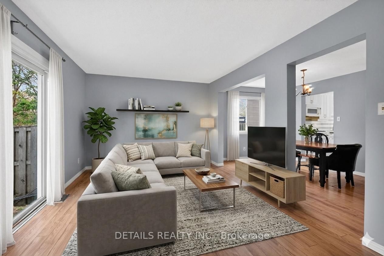 23 Clifford Private • #43 • Ottawa, ON photo 23