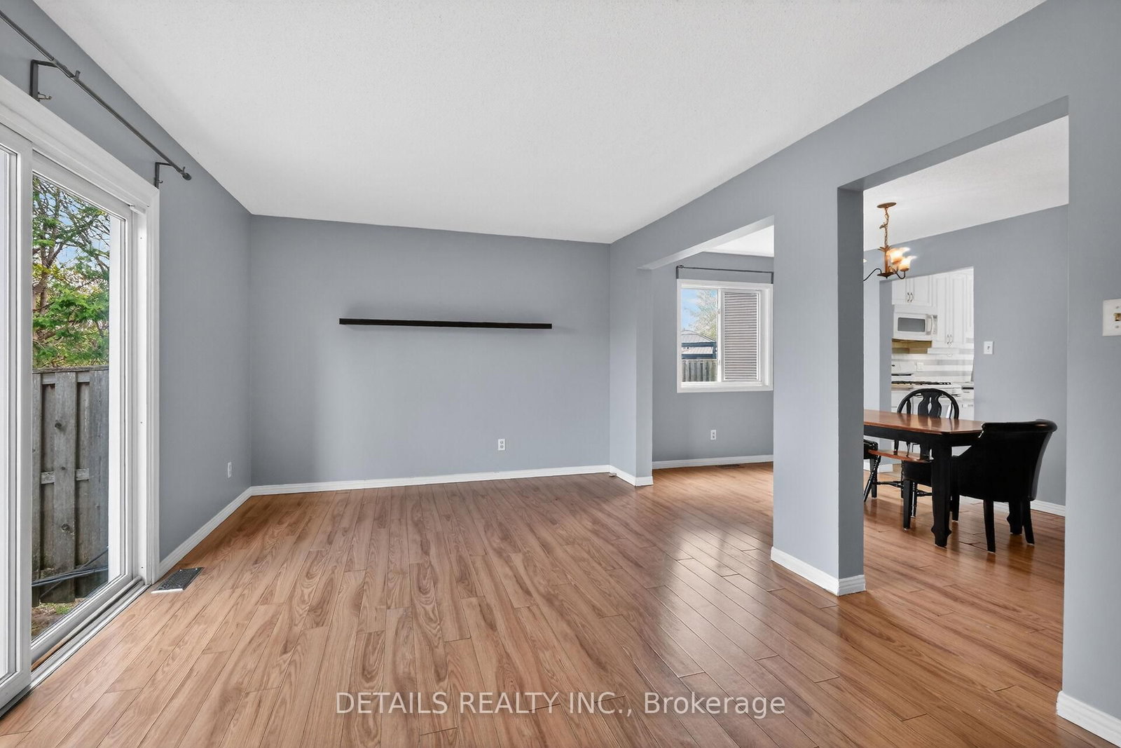 23 Clifford Private • #43 • Ottawa, ON photo 24