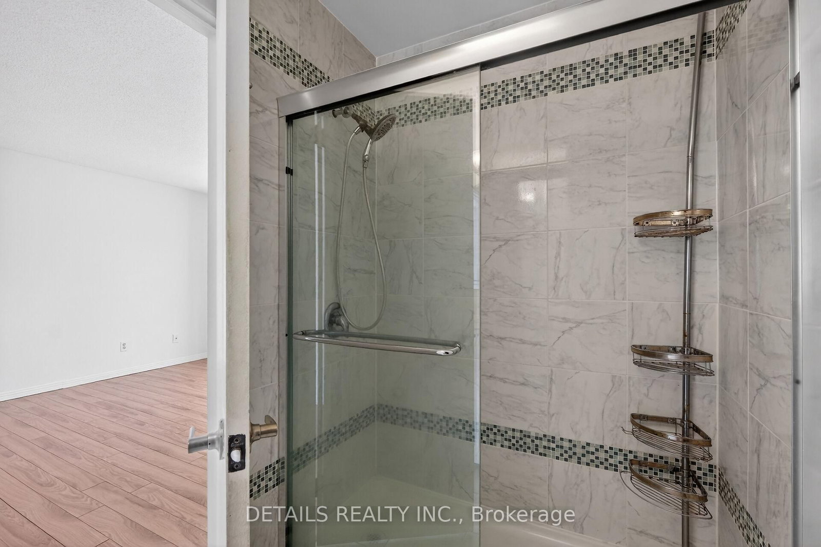 23 Clifford Private • #43 • Ottawa, ON photo 34
