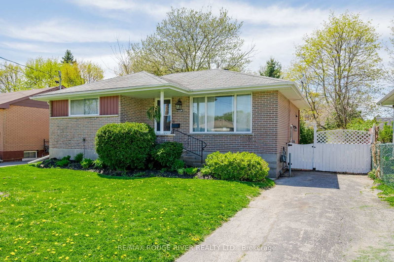 home for sale on 431 Major Street