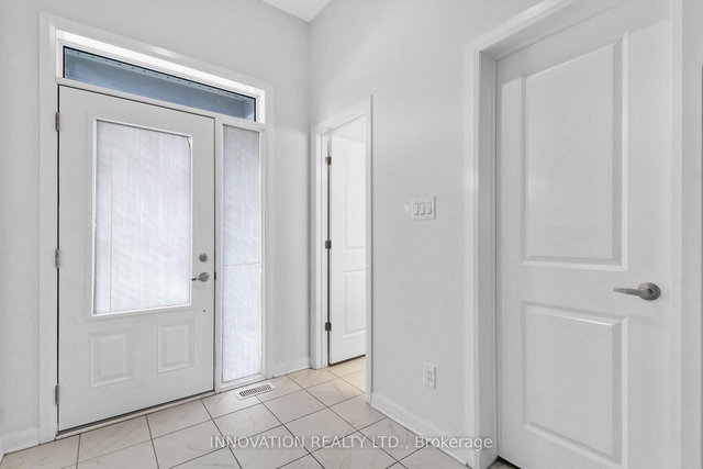 206 Elsie Macgill Walk S