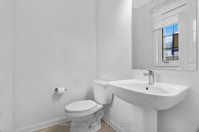 206 Elsie Macgill Walk S