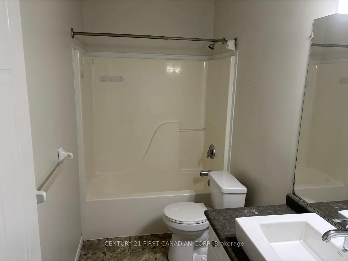 Lower level - 86 Loggers Grove, London East 4