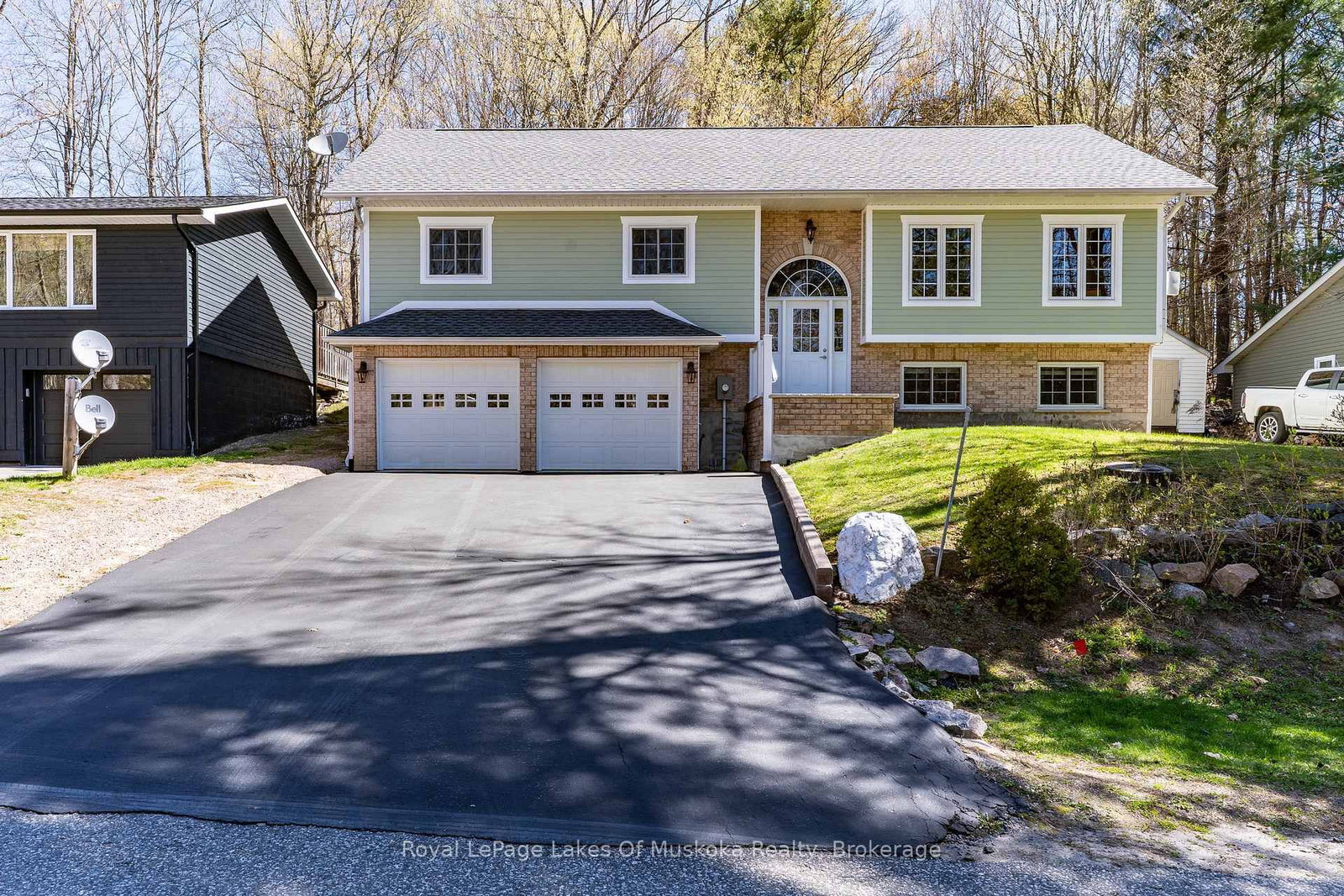 22 Duke Street • Muskoka Lakes, ON photo 29