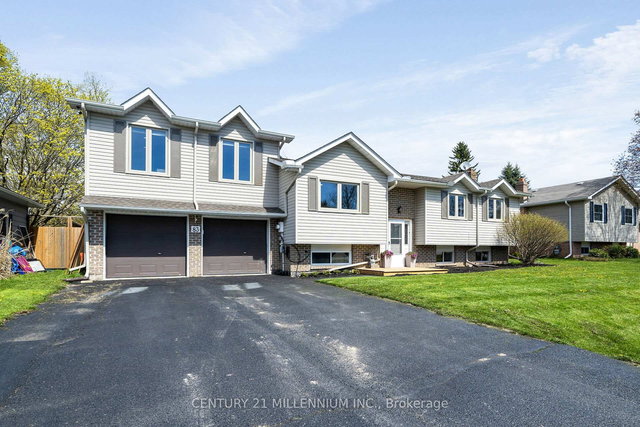83 Douglas Crescent