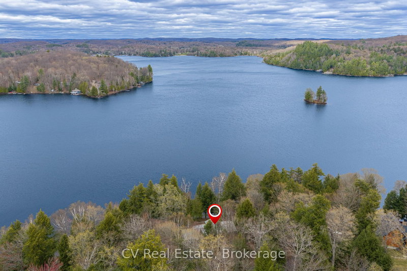 1067 Osborne Pt Rd, Lake of Bays, Ontario