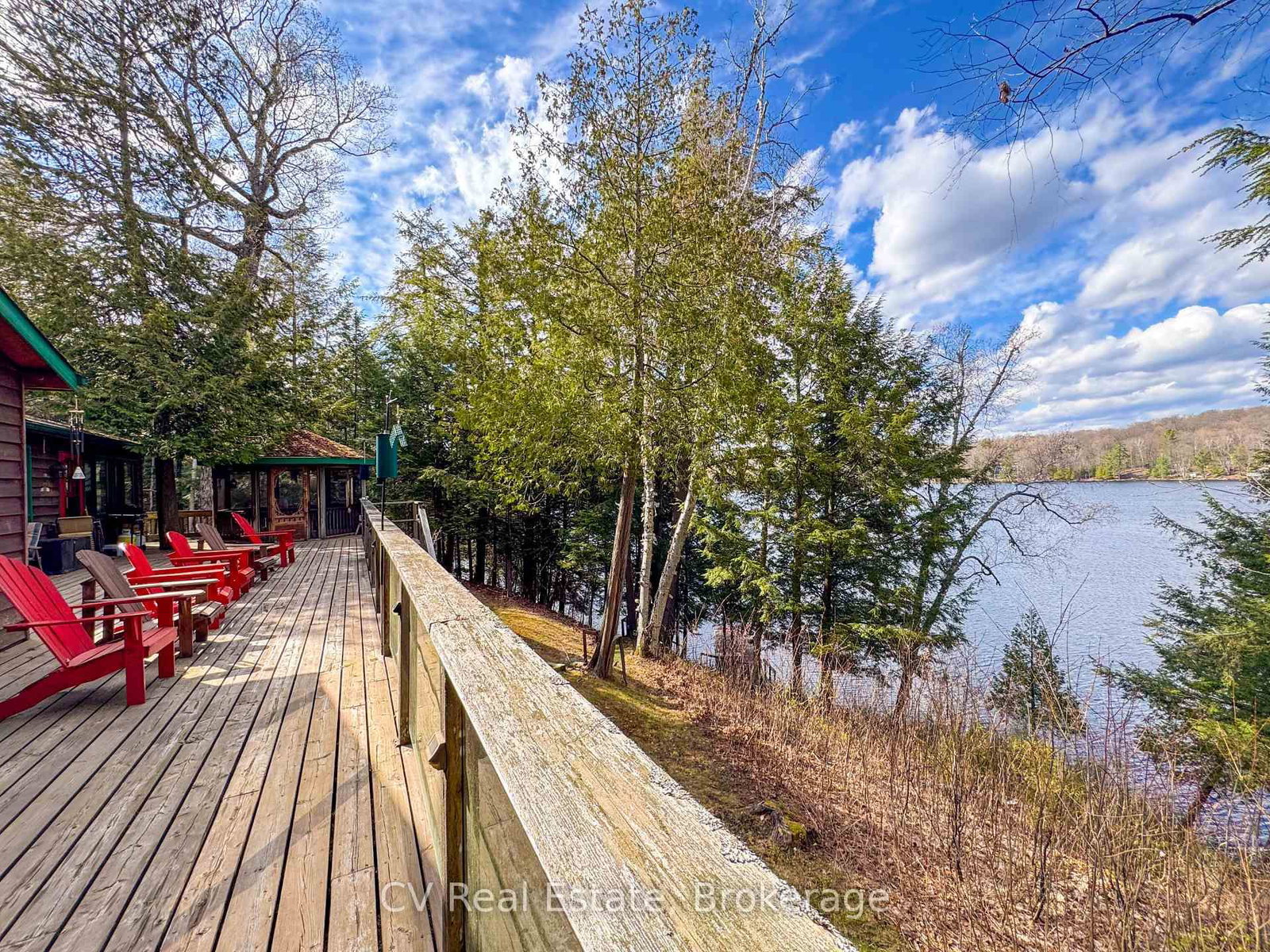 1067 Osborne Pt Road • Lake of Bays, ON photo 10