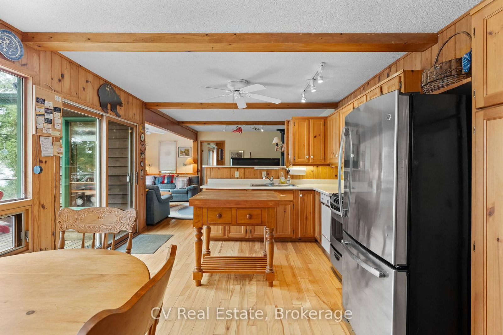 1067 Osborne Pt Road • Lake of Bays, ON photo 21