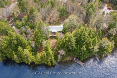 1067 Osborne Pt Road • Lake of Bays, ON photo 3