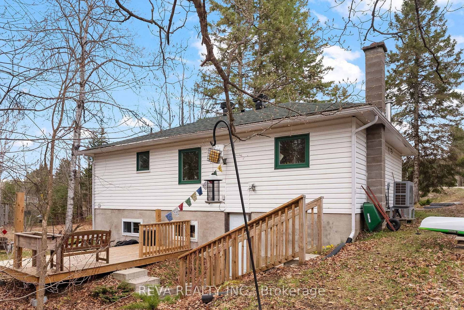 33225 N Highway 62 • Maynooth, ON photo 25