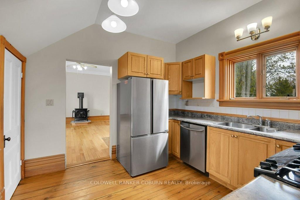 11719 Lakeshore Drive • South Dundas, ON photo 15