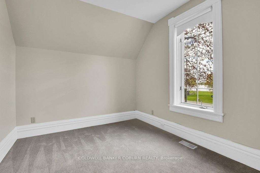 11719 Lakeshore Drive • South Dundas, ON photo 25