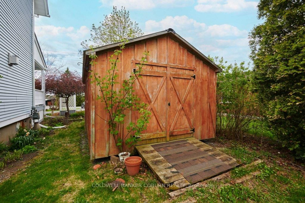 11719 Lakeshore Drive • South Dundas, ON photo 36