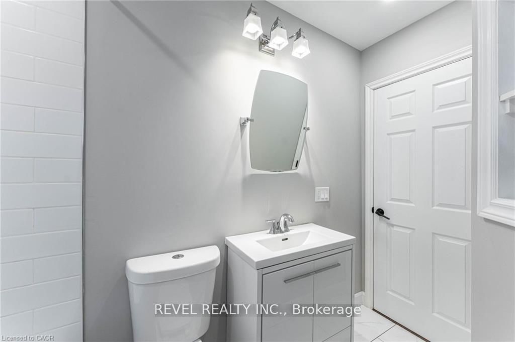 222 Kensington Avenue N • Hamilton, ON photo 28