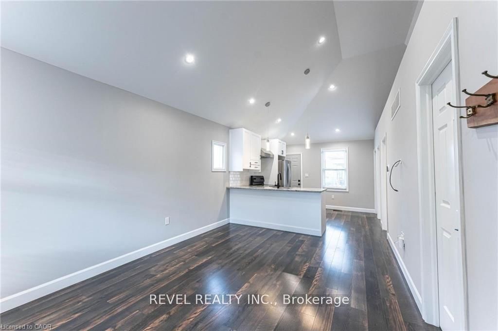 222 Kensington Avenue N • Hamilton, ON photo 30