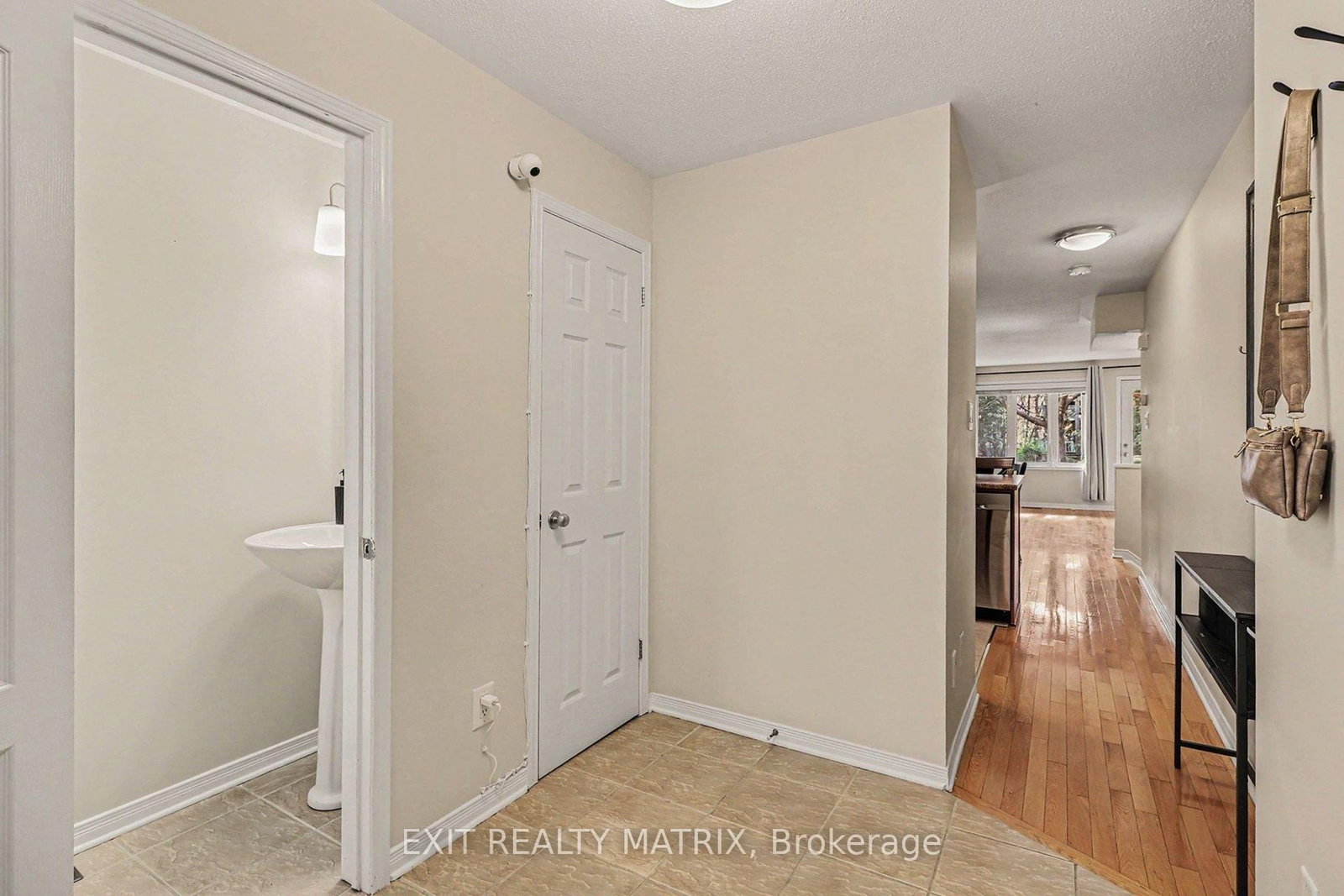 88 Strathaven Private, Unit 22 - Photo 6