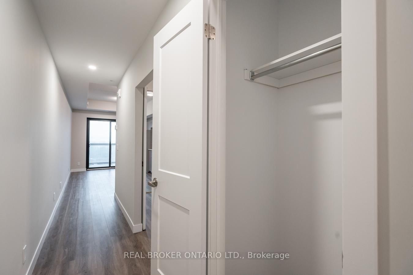 15 Queen Street S, Unit 906 - Photo 13