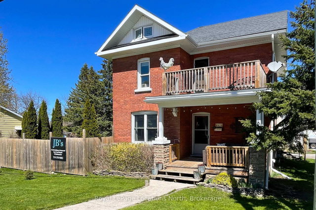 131 Sykes Street S