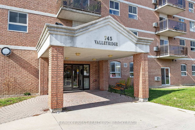 610 - 745 Davis Drive