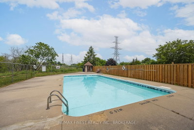 Unit 610 — 745 Davis Drive — photo 3