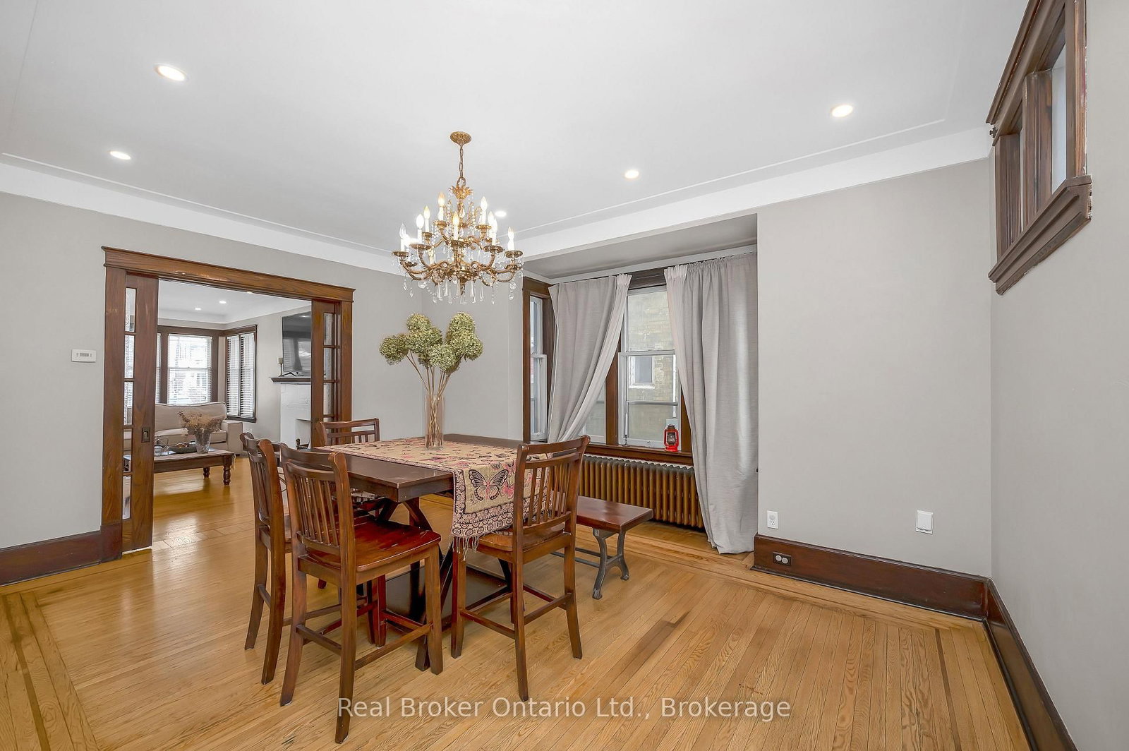 Detached House for sale at 77 Proctor Boulevard, Hamilton, Ontario, L8M 2M5 - Gibson - MLS: X13123710
