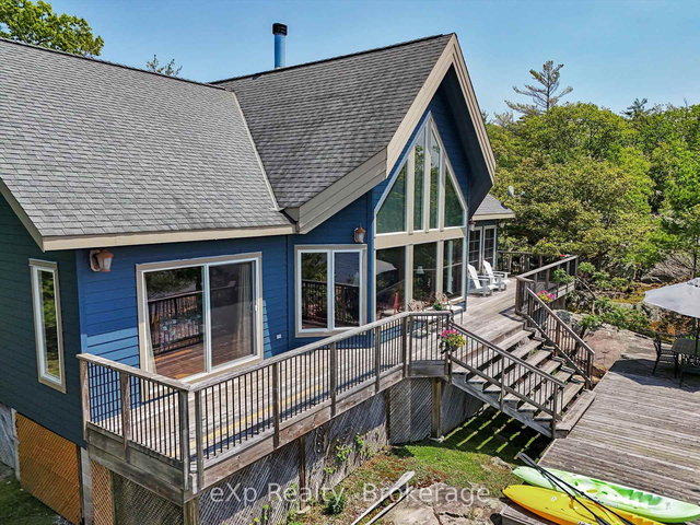 6646 1040LittleBeausoleil Island