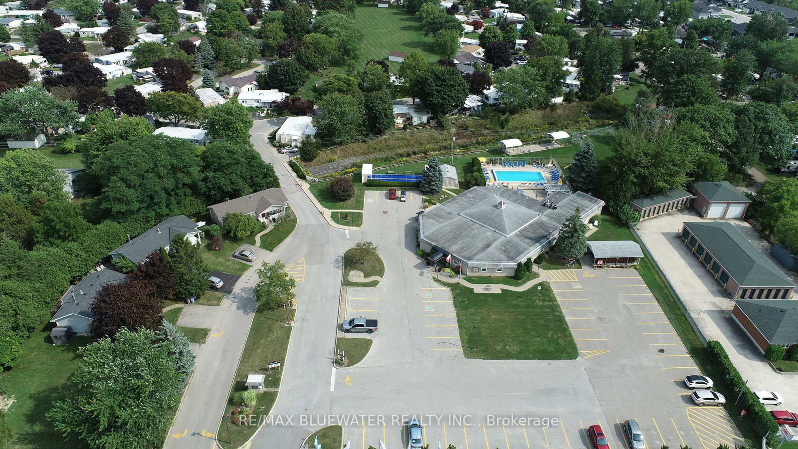 101 Shannon Boulevard • South Huron, ON photo 35