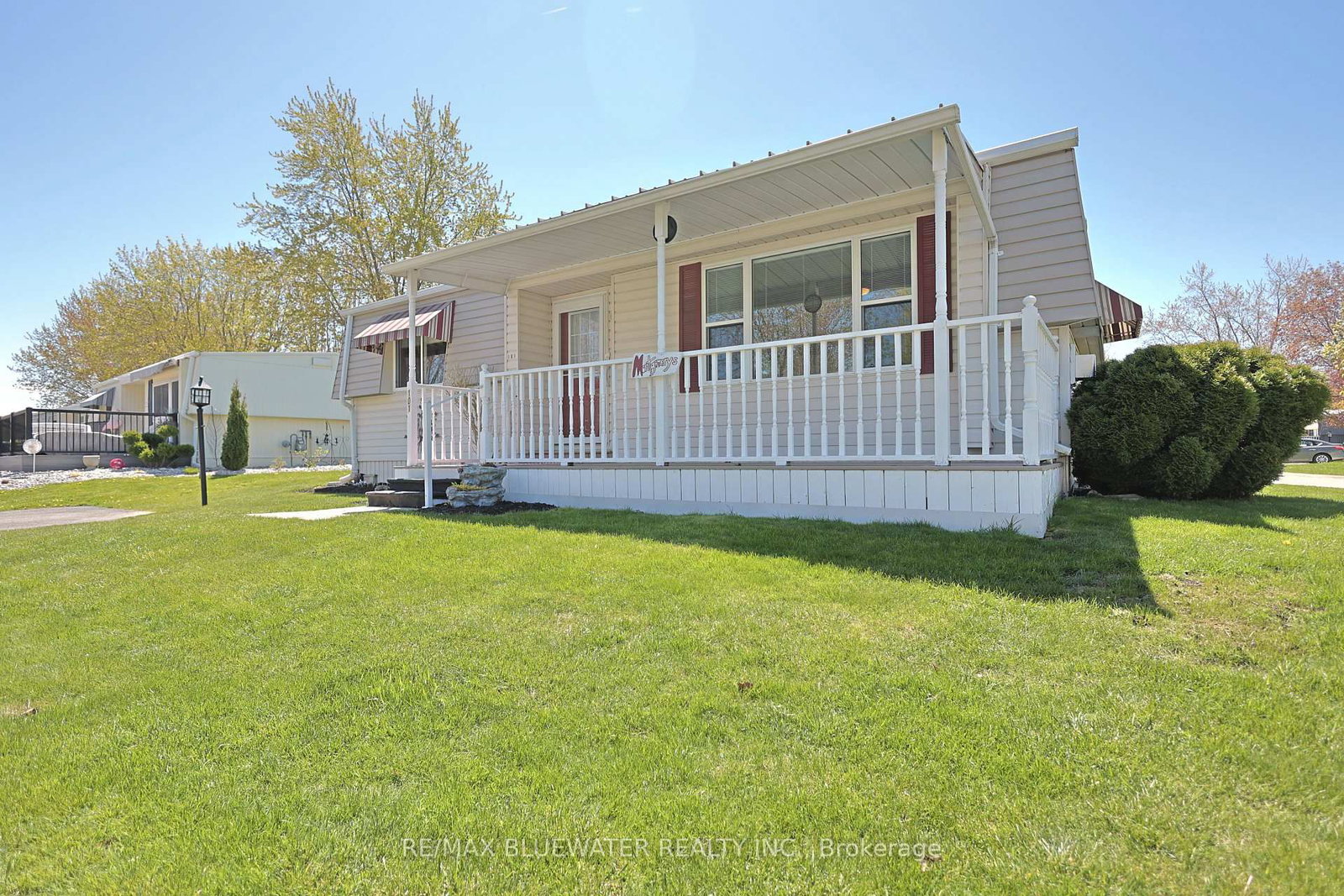101 Shannon Boulevard • South Huron, ON photo 8