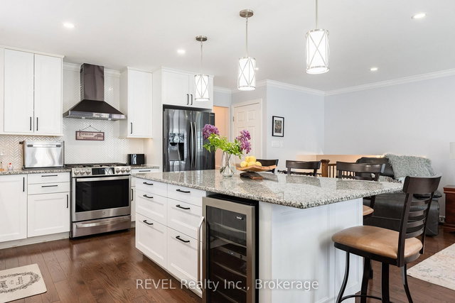 9 Amberwood Court