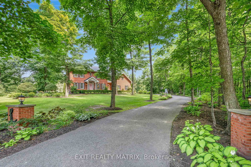 1271 Georges Vanier Dr, Ottawa, Ontario