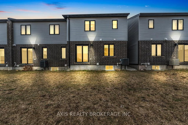 2978 Turner Crescent
