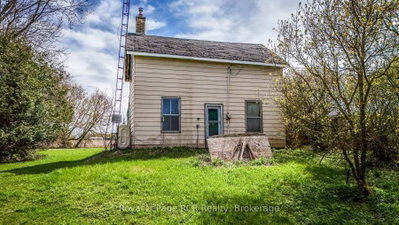 Detached House sold at 250 HARRIS Street, Wellington North, Ontario, N0G 2L3 - Mount Forest - MLS: X13124382