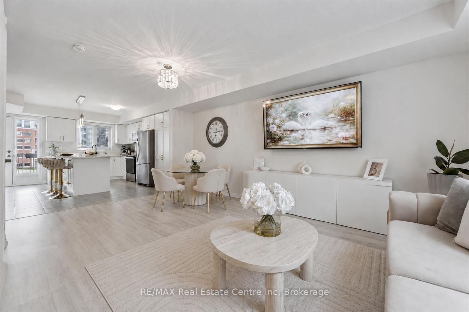 271 LAW Drive • Guelph, ON photo 5