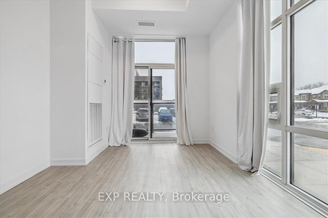 450 Dundas Street E, Unit 115
