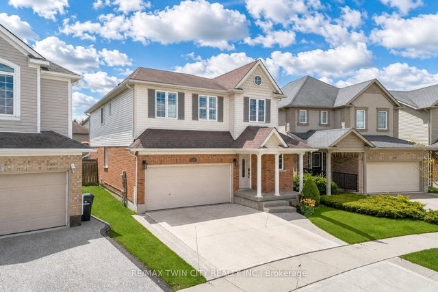 437 Beaumont Crescent