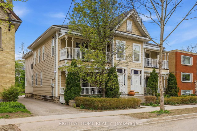 Upper - 39 Craig Street