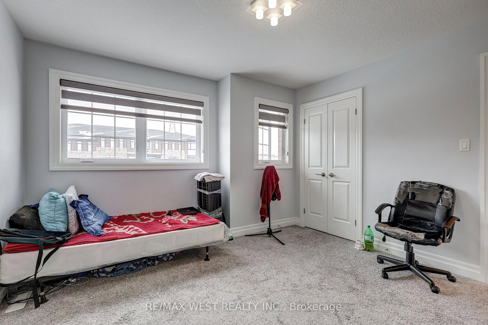 2607 Sheffield Boulevard - Photo 24