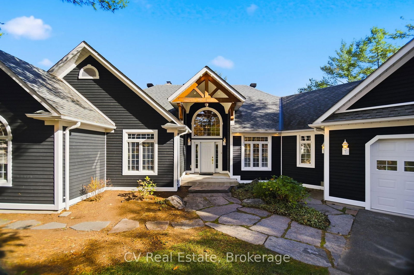 1060 S Sunset Bay Rd • Gravenhurst, ON photo 12