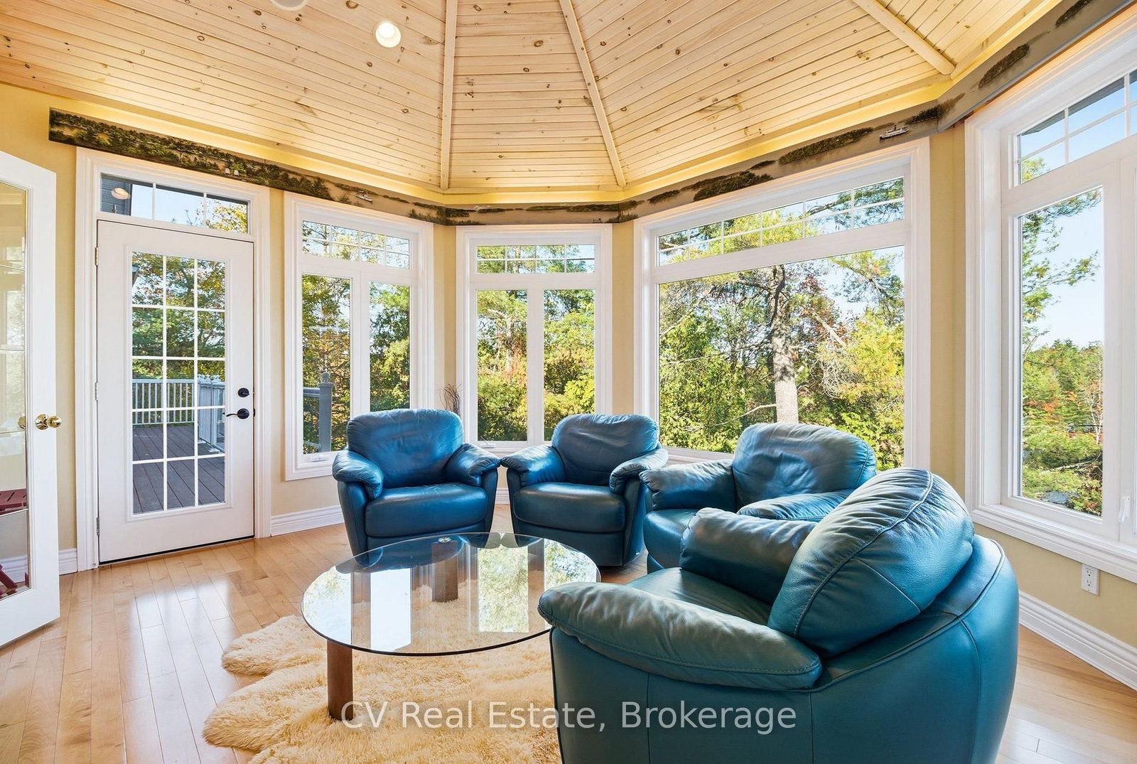 1060 S Sunset Bay Rd • Gravenhurst, ON photo 26
