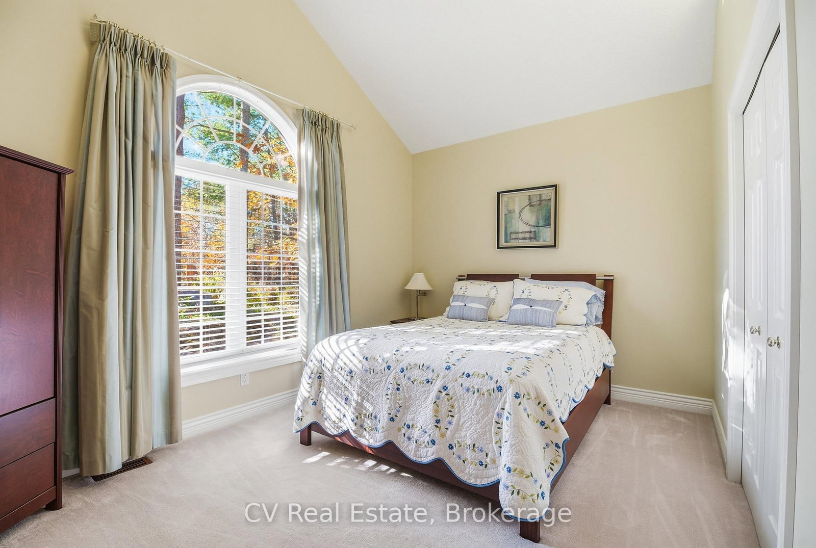 1060 S Sunset Bay Rd • Gravenhurst, ON photo 30