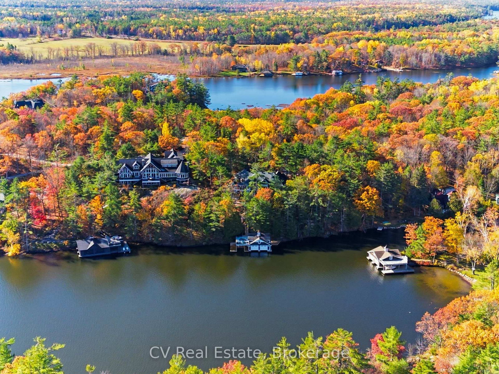1060 S Sunset Bay Rd • Gravenhurst, ON photo 7