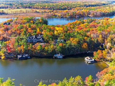 1060 S Sunset Bay Rd • Gravenhurst, ON photo 7
