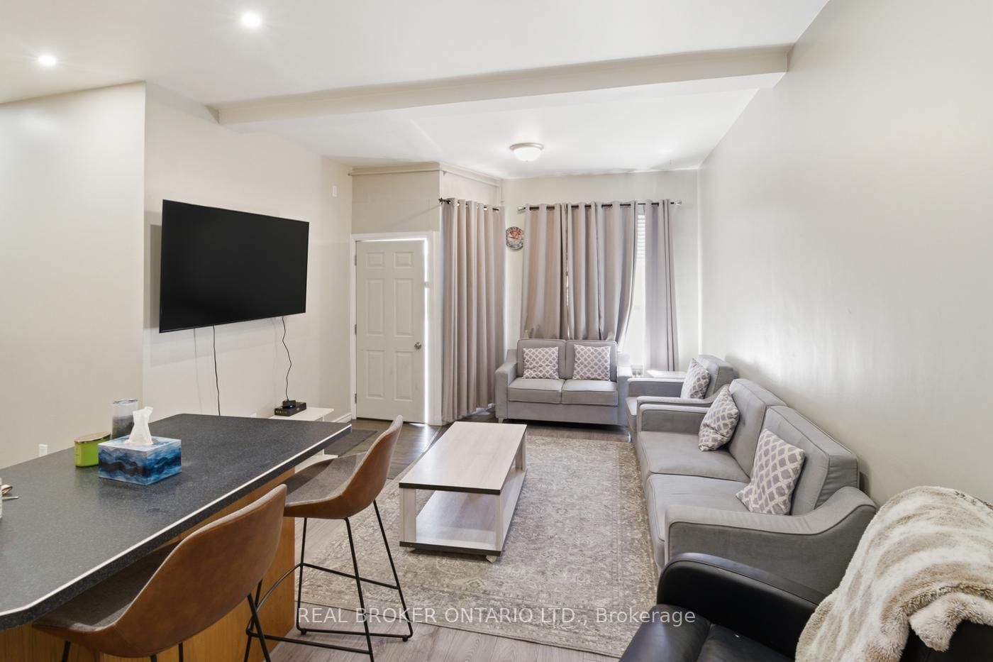 256 Lincoln Street • Welland, ON photo 17