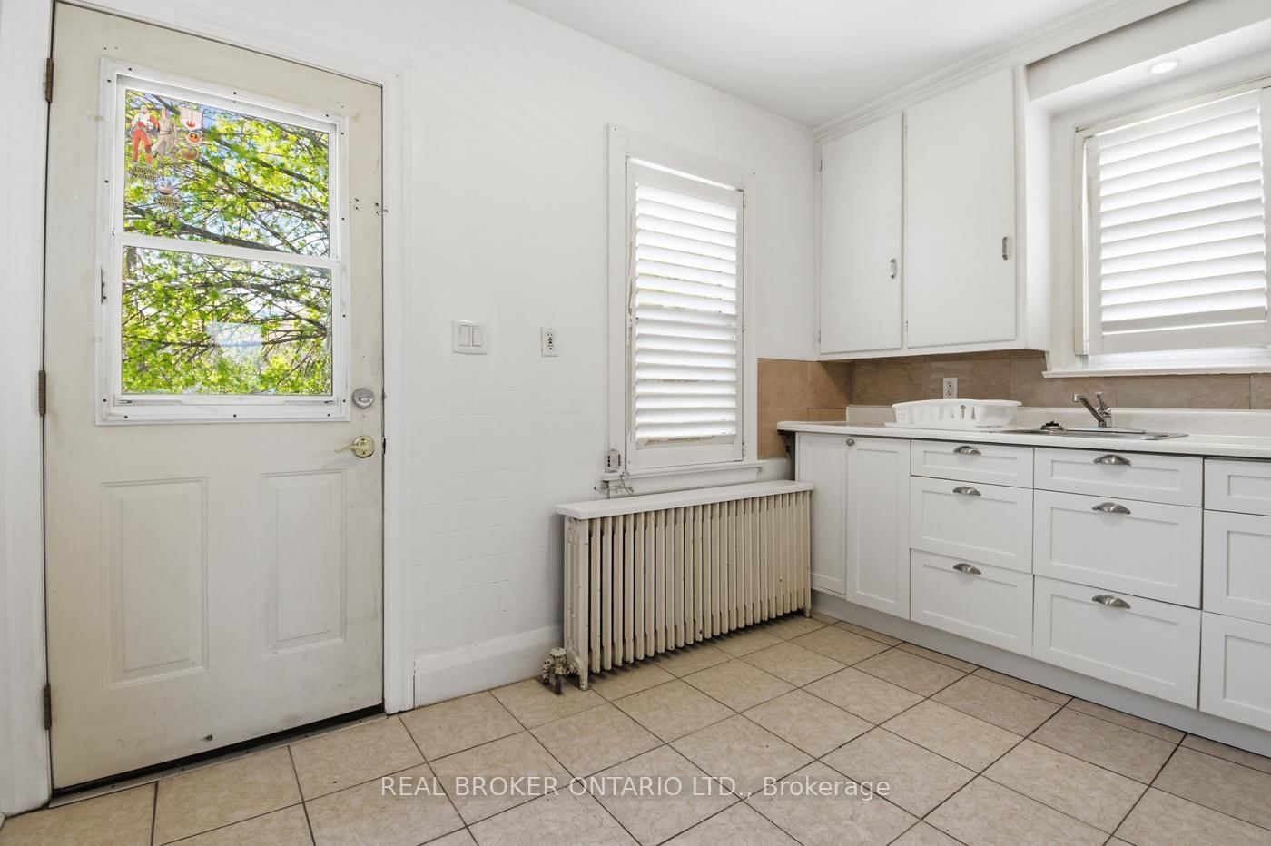 256 Lincoln Street • Welland, ON photo 20